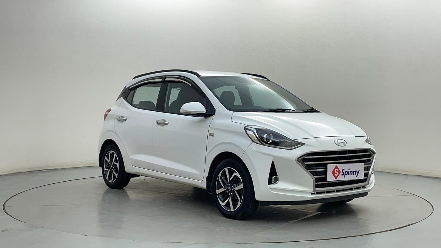Used 2022 Hyundai Grand i10 Nios Asta AMT 1.2 Kappa VTVT Petrol Automatic exterior RIGHT FRONT CORNER VIEW