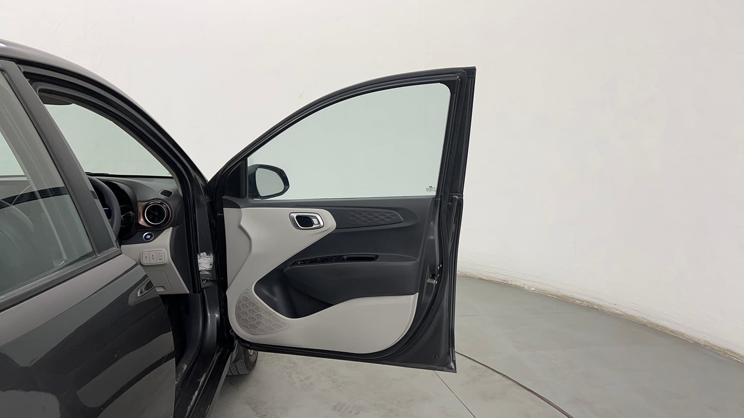Used 2023 Hyundai Aura SX 1.2 CNG Cng Manual interior RIGHT FRONT DOOR OPEN VIEW