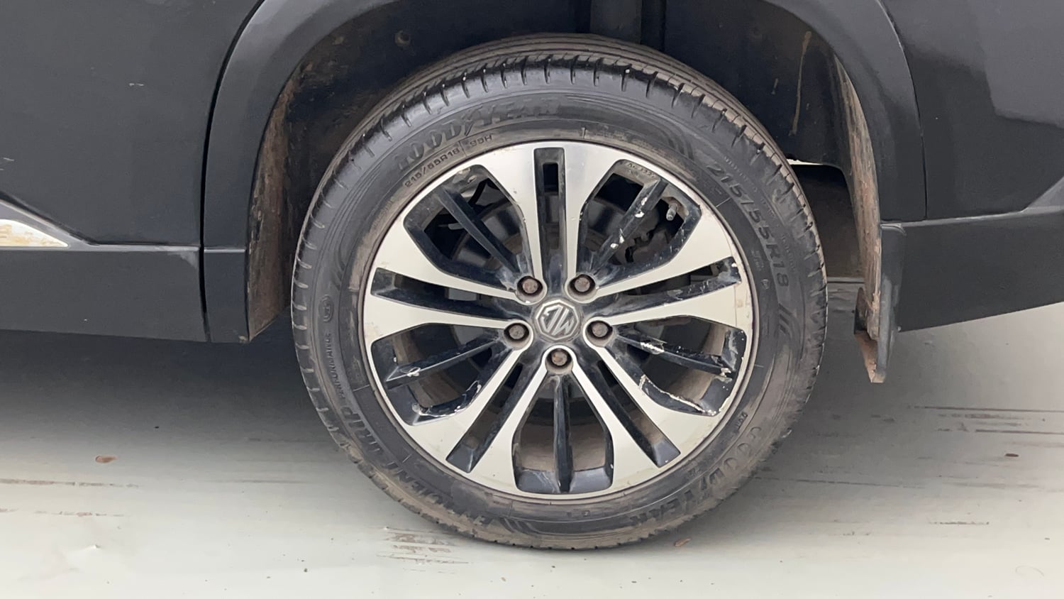 Used 2021 MG Motors Hector Sharp 1.5 Petrol Turbo DCT Petrol Automatic tyres LEFT REAR TYRE RIM VIEW