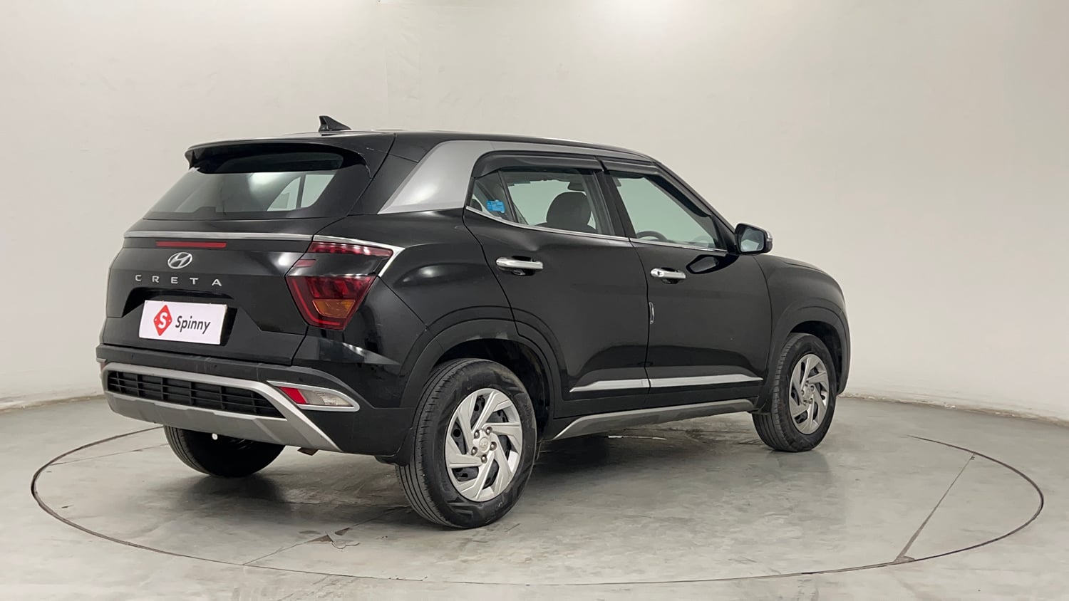 Used 2022 Hyundai Creta EX 1.5 Petrol Petrol Manual exterior RIGHT REAR CORNER VIEW