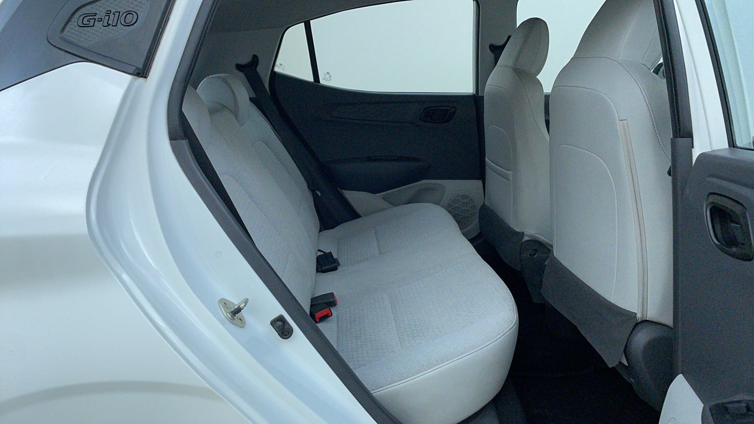Used 2022 Hyundai Grand i10 Nios Magna 1.2 Kappa VTVT Petrol Manual interior RIGHT SIDE REAR DOOR CABIN VIEW