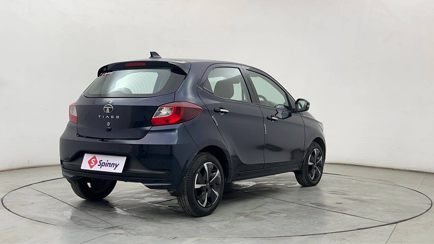 Used 2025 Tata Tiago XZA Petrol Automatic exterior RIGHT REAR CORNER VIEW