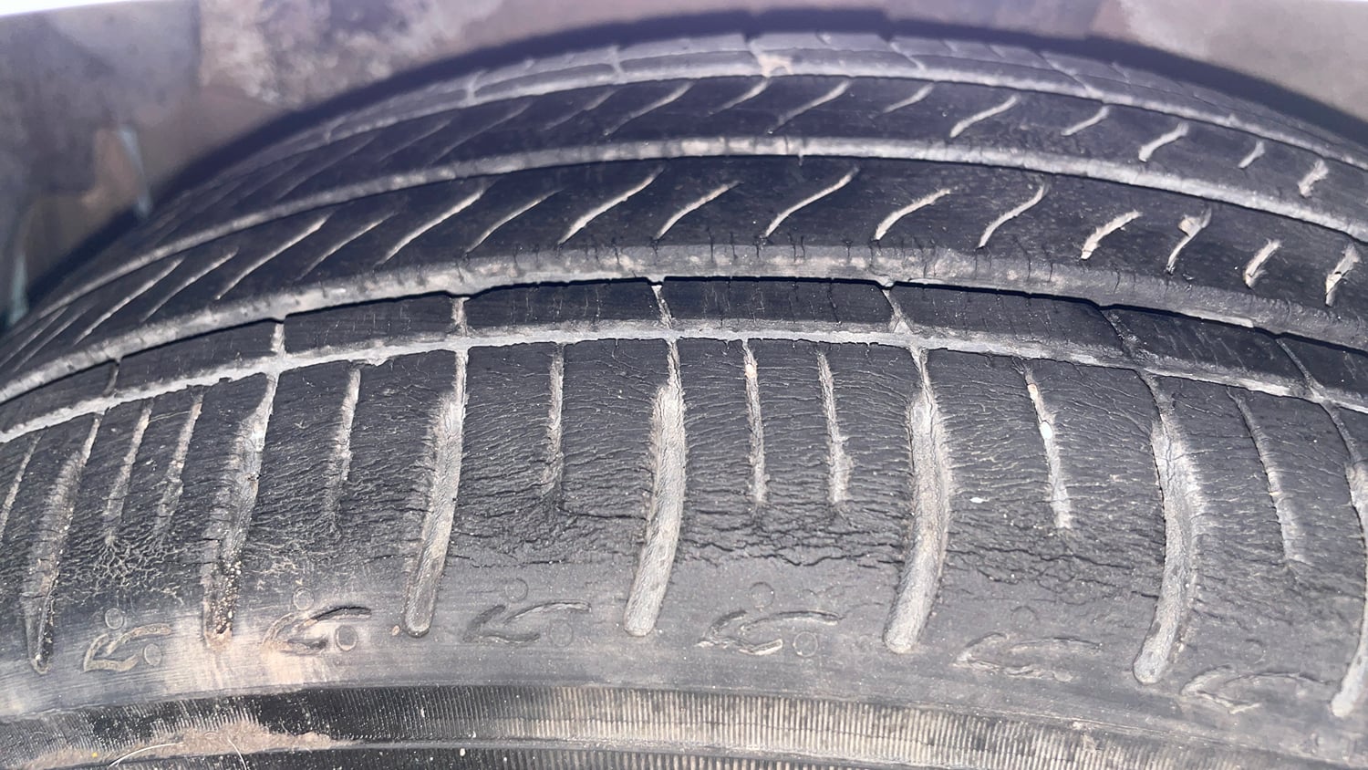 Used 2022 Hyundai Grand i10 Nios Asta AMT 1.2 Kappa VTVT Petrol Automatic tyres RIGHT REAR TYRE TREAD VIEW
