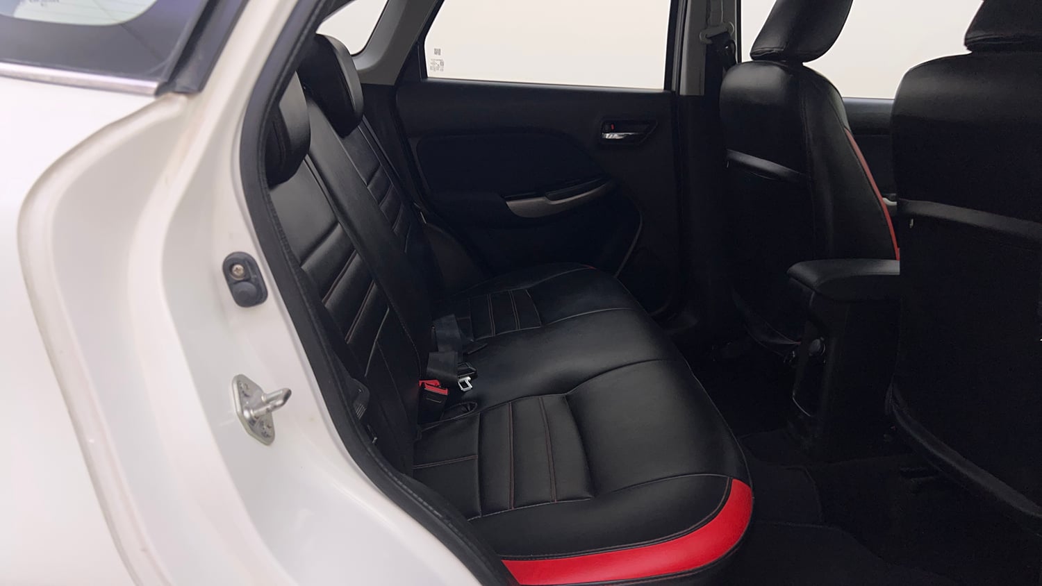 Used 2020 Toyota Glanza G CVT Petrol Automatic interior RIGHT SIDE REAR DOOR CABIN VIEW