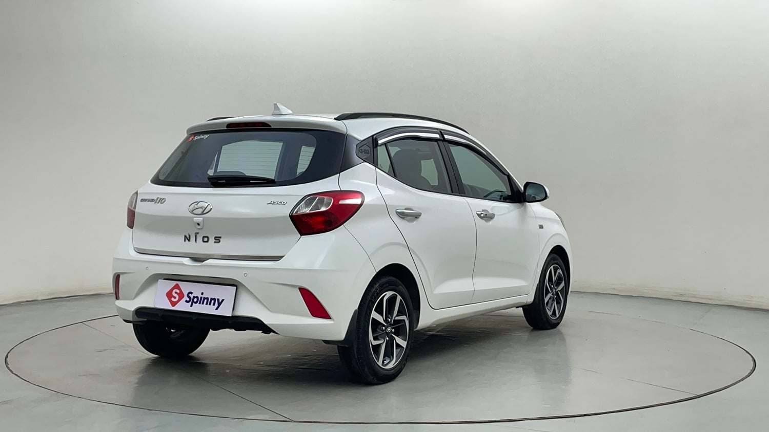Used 2022 Hyundai Grand i10 Nios Asta AMT 1.2 Kappa VTVT Petrol Automatic exterior RIGHT REAR CORNER VIEW