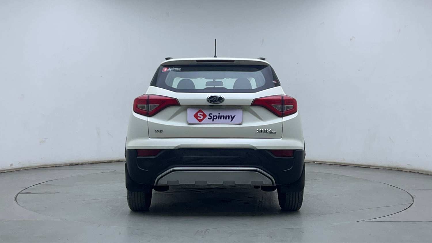 Used 2021 Mahindra XUV 300 W6 1.2 Petrol Petrol Manual exterior BACK VIEW