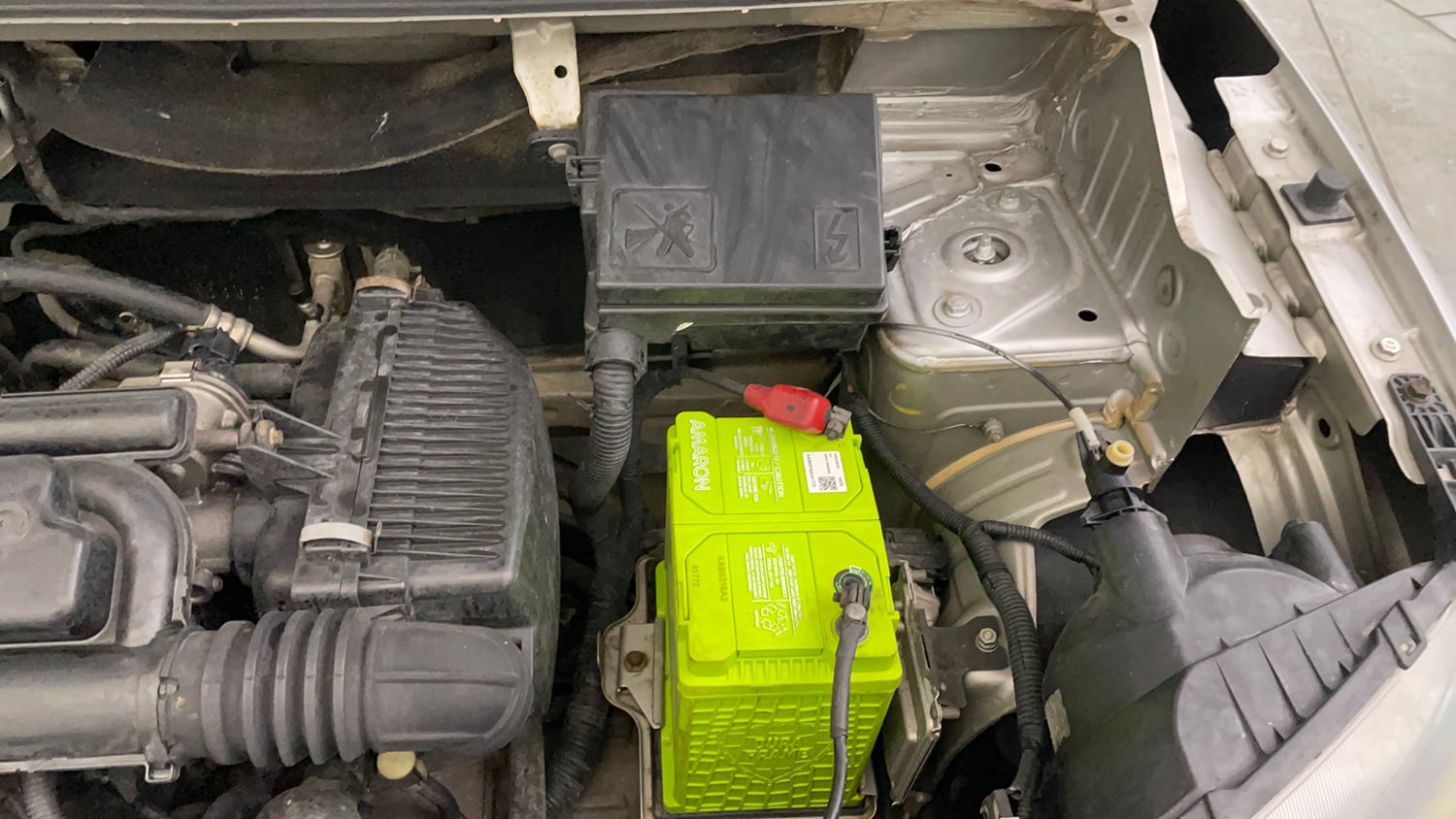 Used 2017 Renault Kwid RXT Petrol Manual engine ENGINE LEFT SIDE VIEW