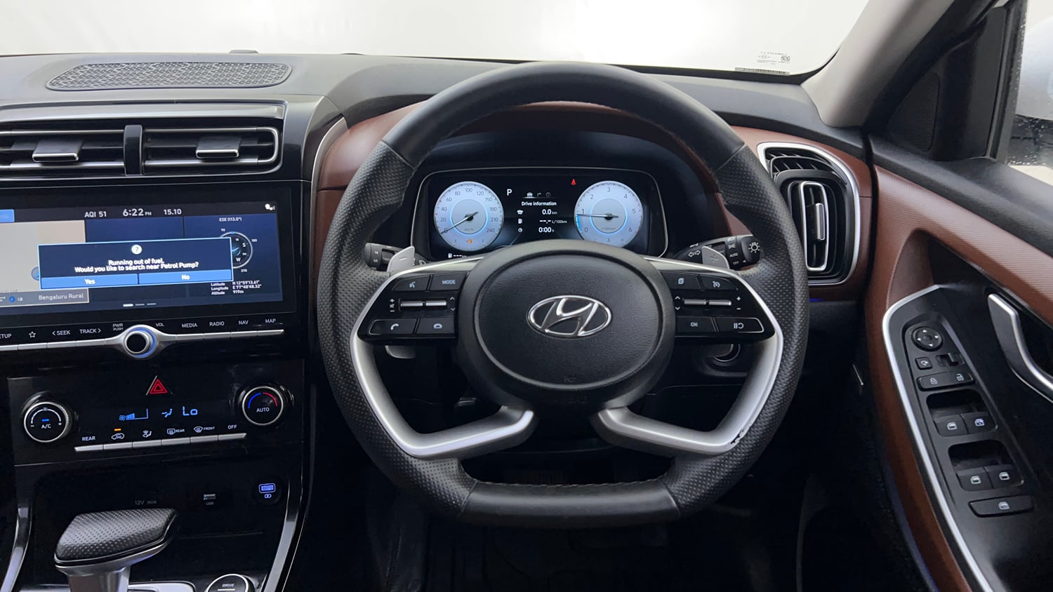 Used 2022 Hyundai Alcazar Signature (O) 6 STR 1.5 Diesel AT Diesel Automatic interior STEERING VIEW