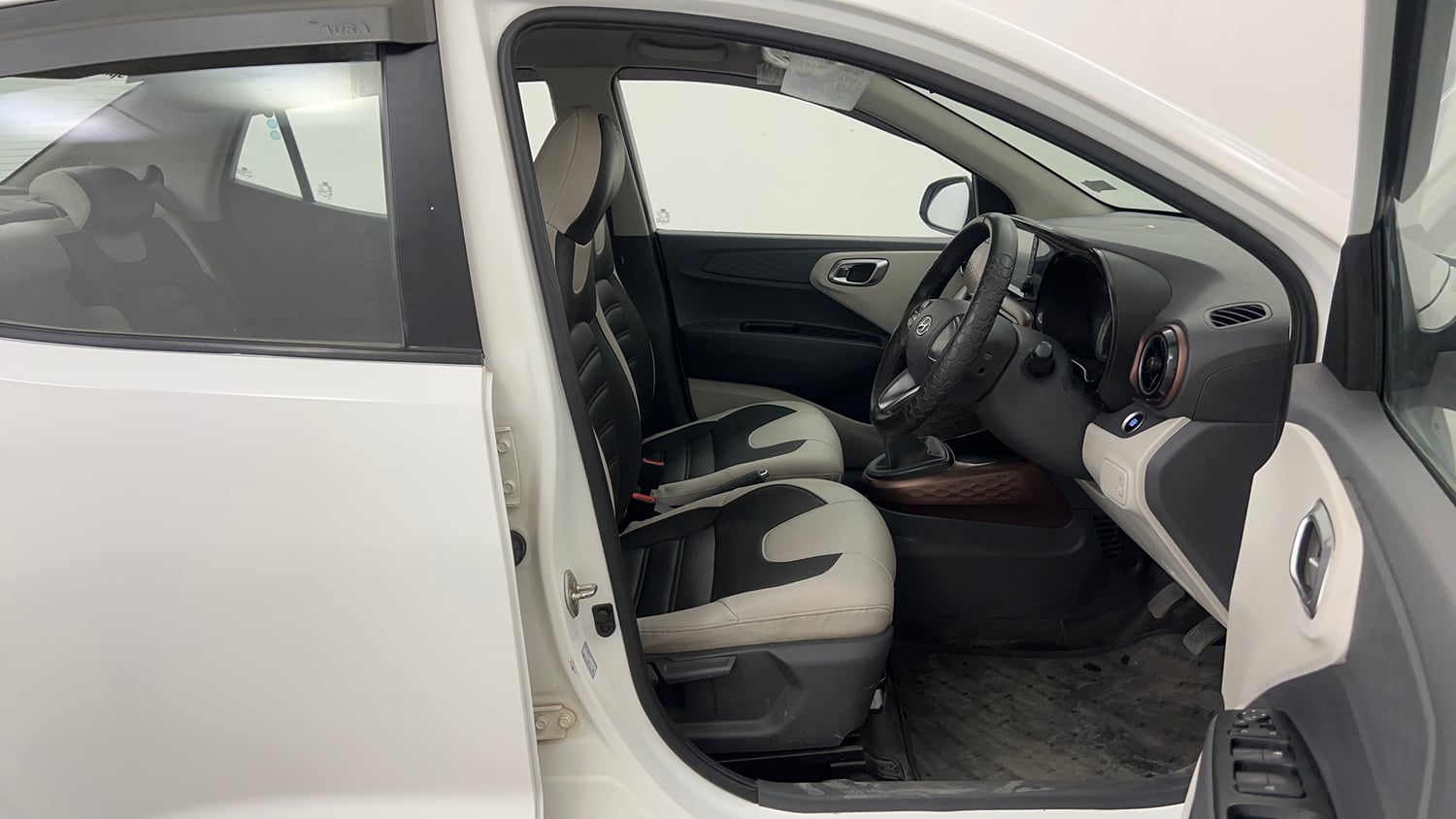 Used 2021 Hyundai Aura SX 1.2 Petrol Petrol Manual interior RIGHT SIDE FRONT DOOR CABIN VIEW