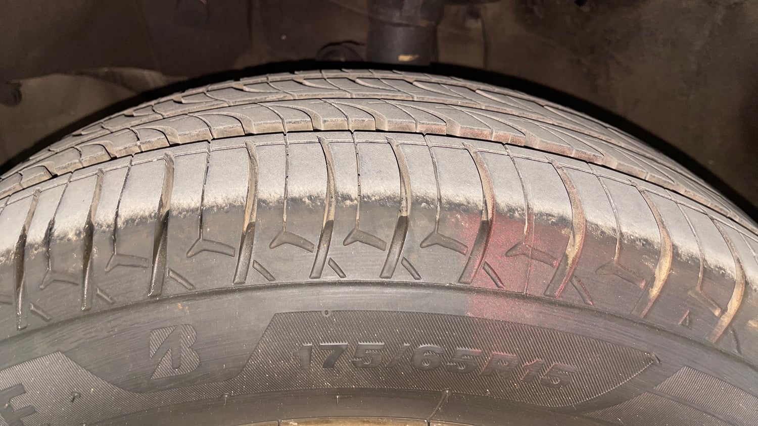 Used 2018 Honda Amaze 1.2 VX MT Petrol Petrol Manual tyres LEFT FRONT TYRE TREAD VIEW