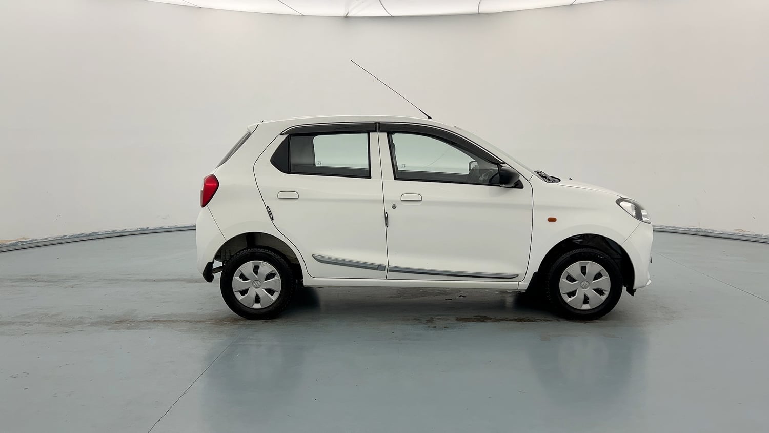 Used 2025 Maruti Suzuki Alto K10 VXi (O) AGS Petrol Automatic exterior RIGHT SIDE VIEW