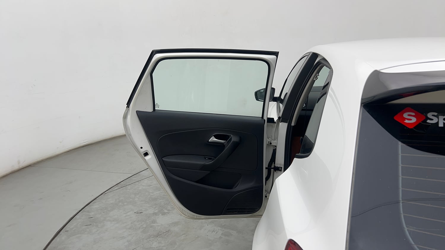 Used 2018 Volkswagen Polo Highline Plus 1.5 (D) 16 Alloy Diesel Manual interior LEFT REAR DOOR OPEN VIEW