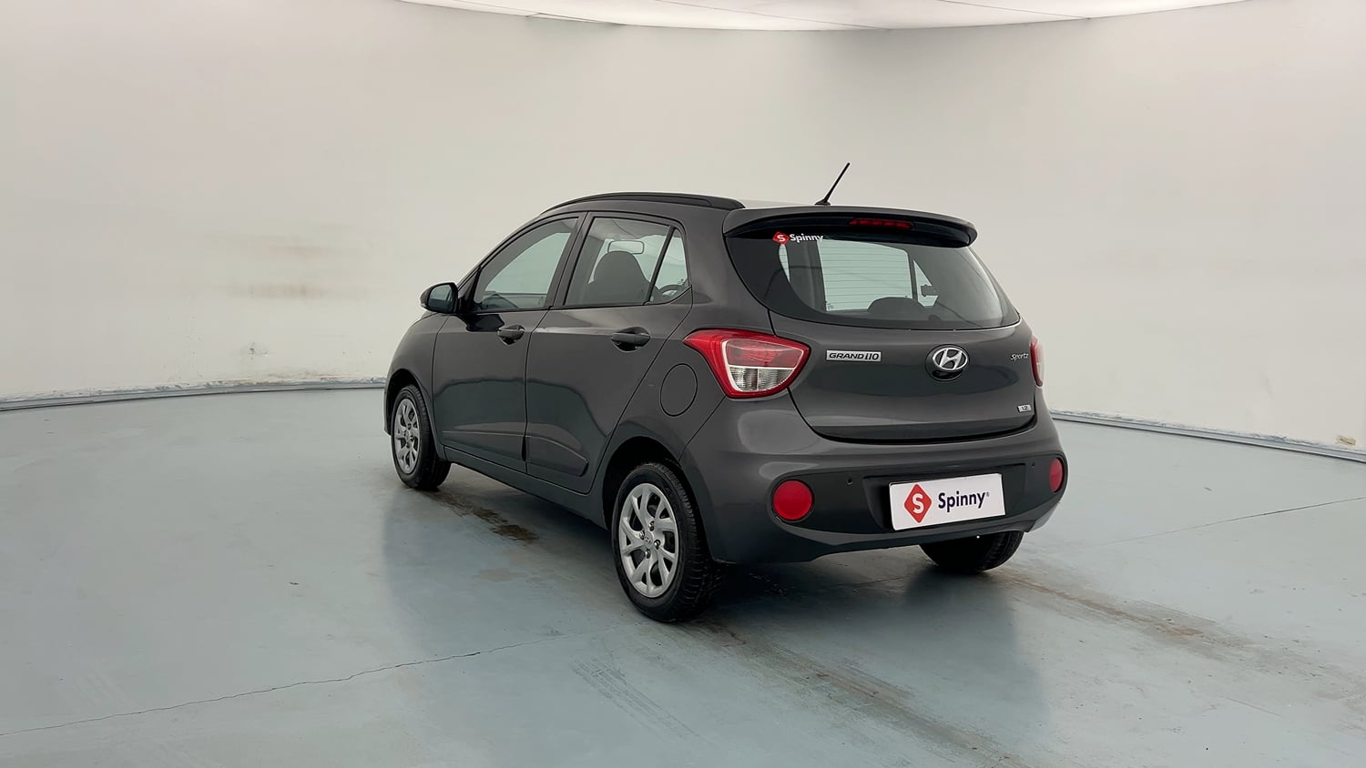 Used 2020 Hyundai Grand i10 Sportz 1.2 Kappa VTVT Petrol Manual exterior LEFT REAR CORNER VIEW