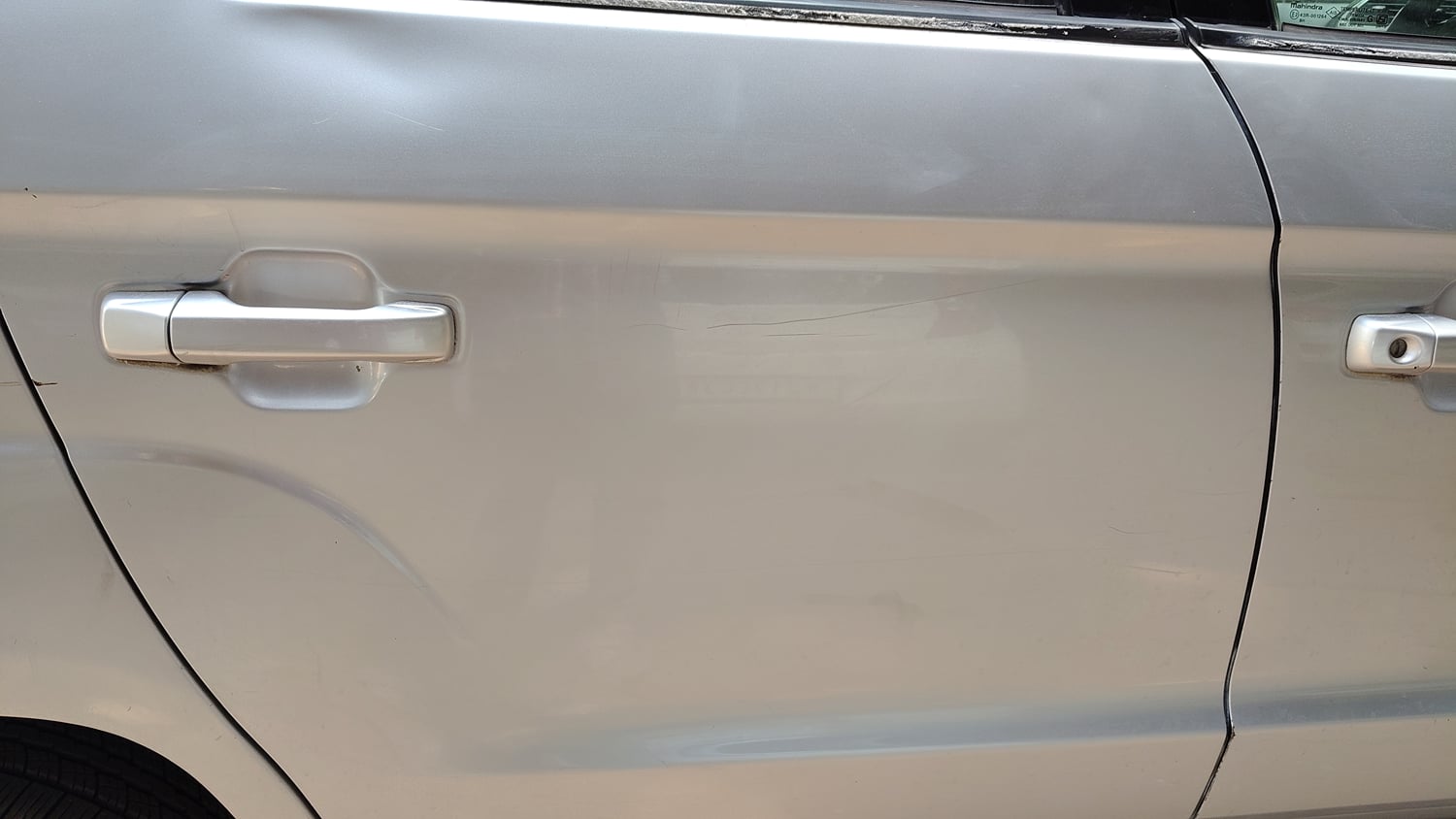 Used 2017 Mahindra TUV300 T8 mHAWK100 Diesel Manual dents MINOR DENT
