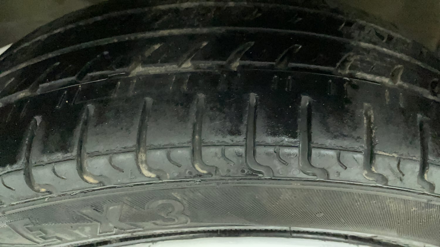 Used 2014 Maruti Suzuki Wagon R VXI Petrol Manual tyres LEFT FRONT TYRE TREAD VIEW