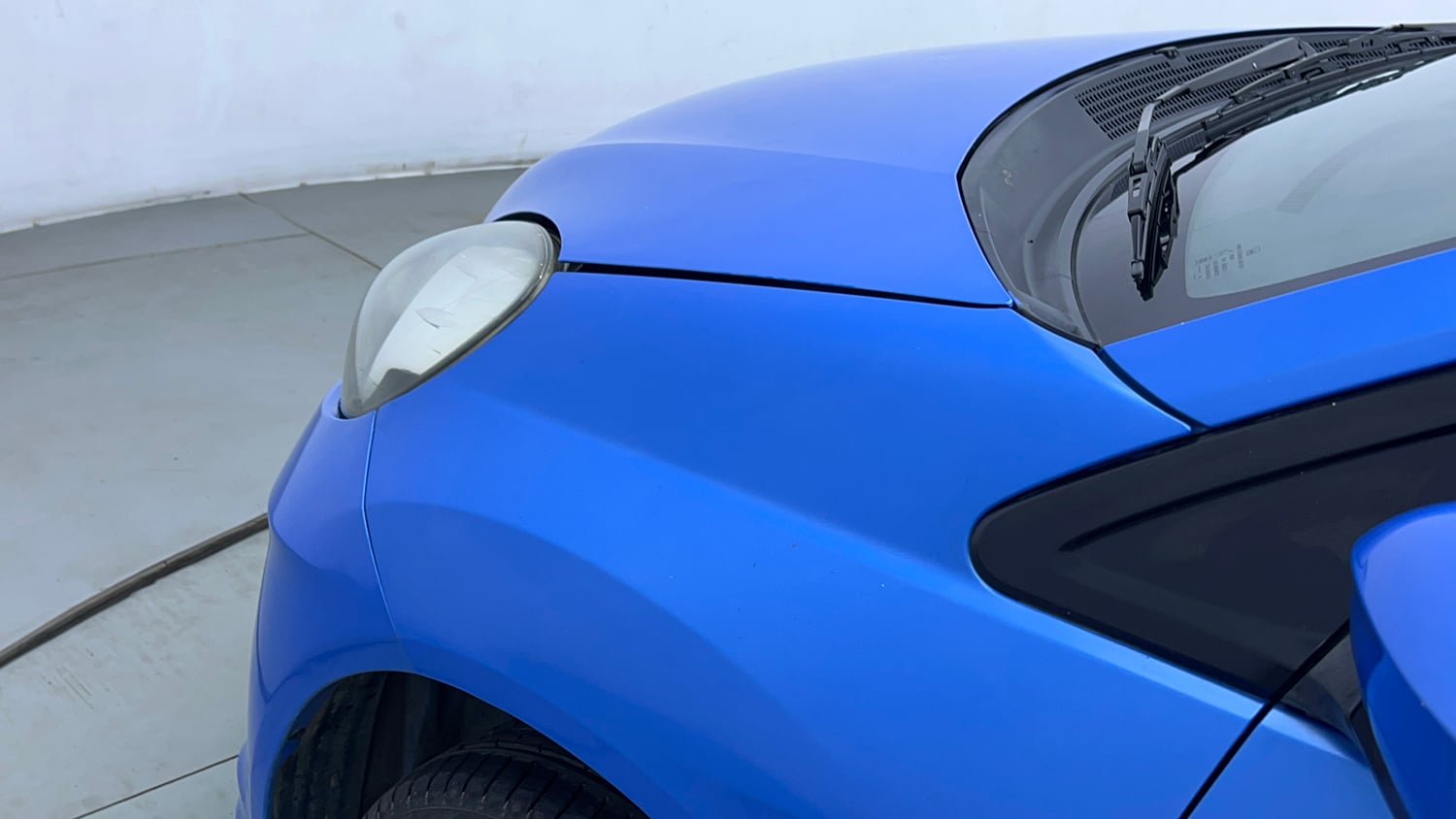 Used 2014 Honda Brio EX MT Petrol Manual dents MINOR SCRATCH