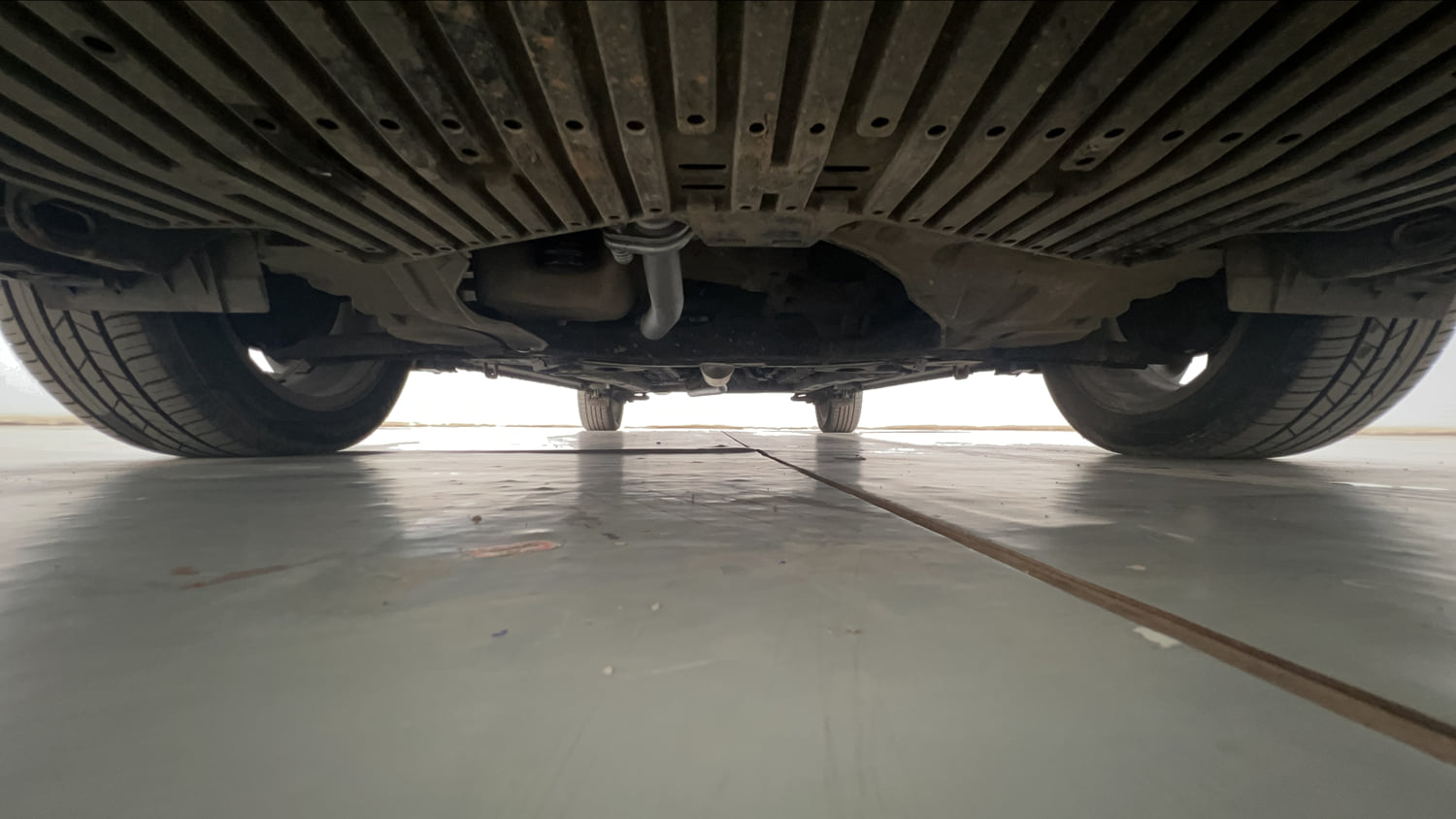Used 2021 Maruti Suzuki Ciaz Alpha 1.5 Petrol Manual extra FRONT LEFT UNDERBODY VIEW