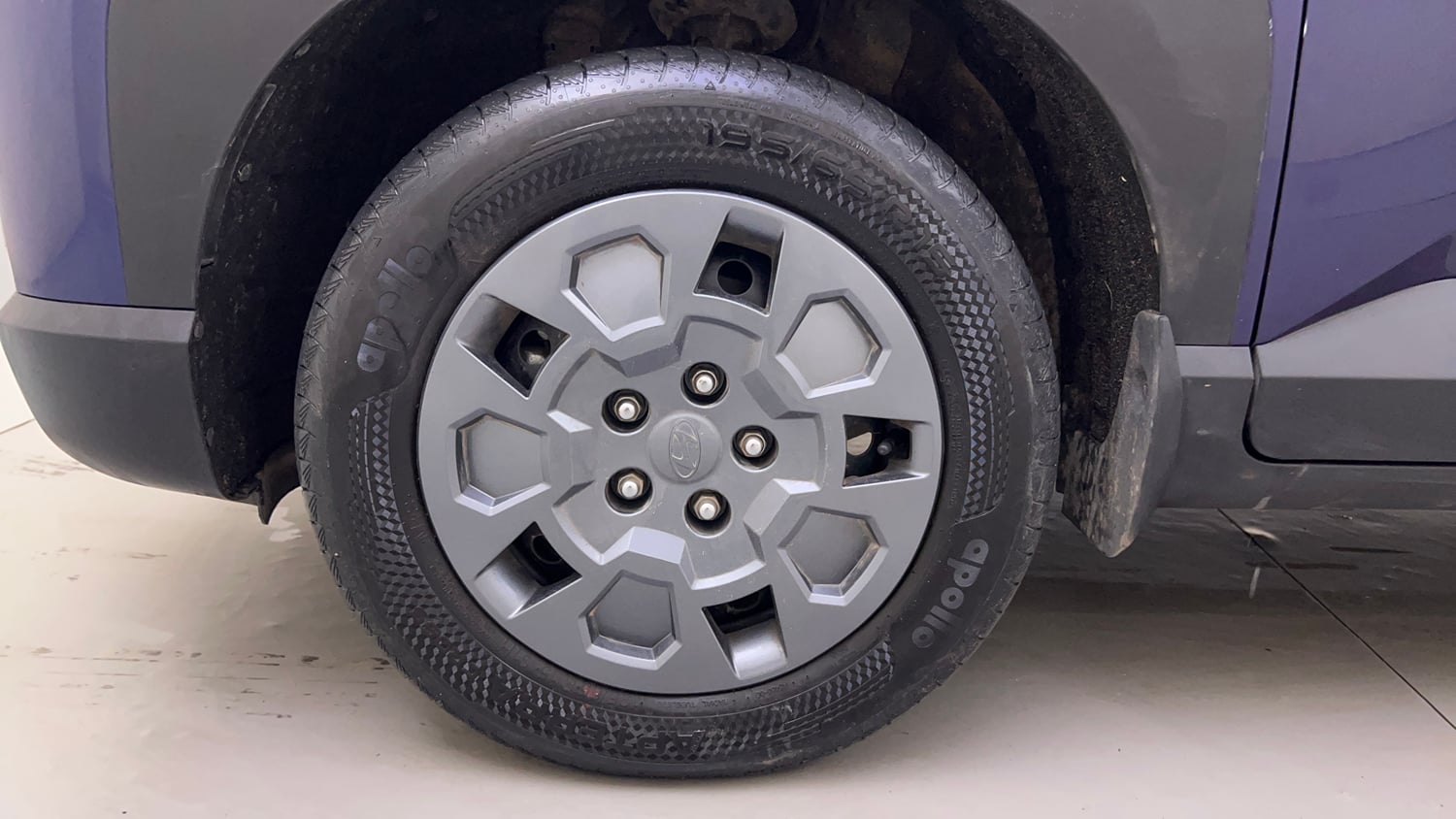 Used 2026 Hyundai Venue 1.2 Kappa Petrol MT HX 5+ Petrol Manual tyres LEFT FRONT TYRE RIM VIEW
