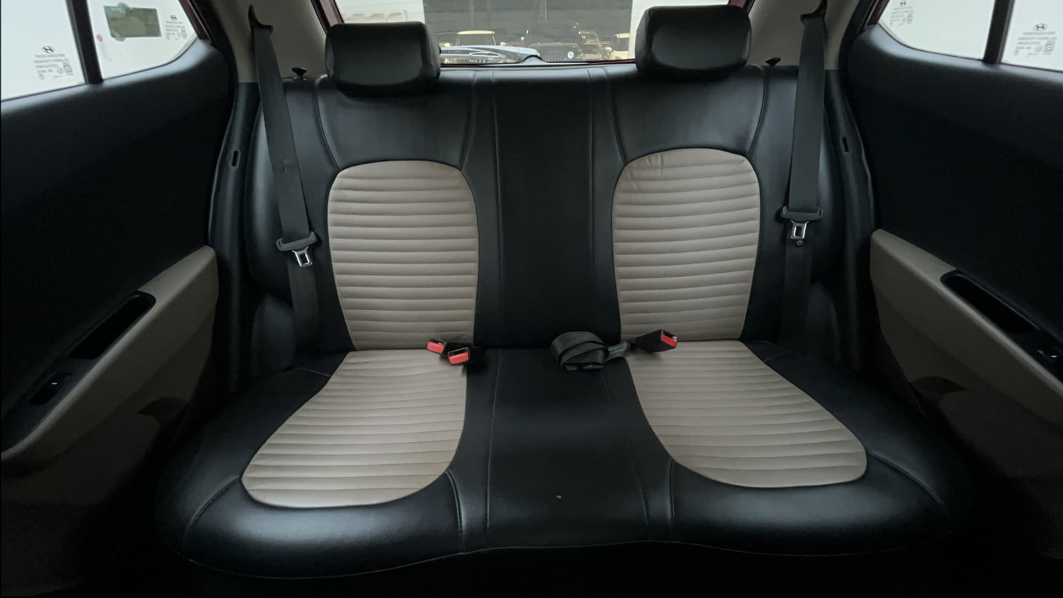 Used 2014 Hyundai Grand i10 Asta 1.2 Kappa VTVT Petrol Manual interior REAR SEAT CONDITION VIEW