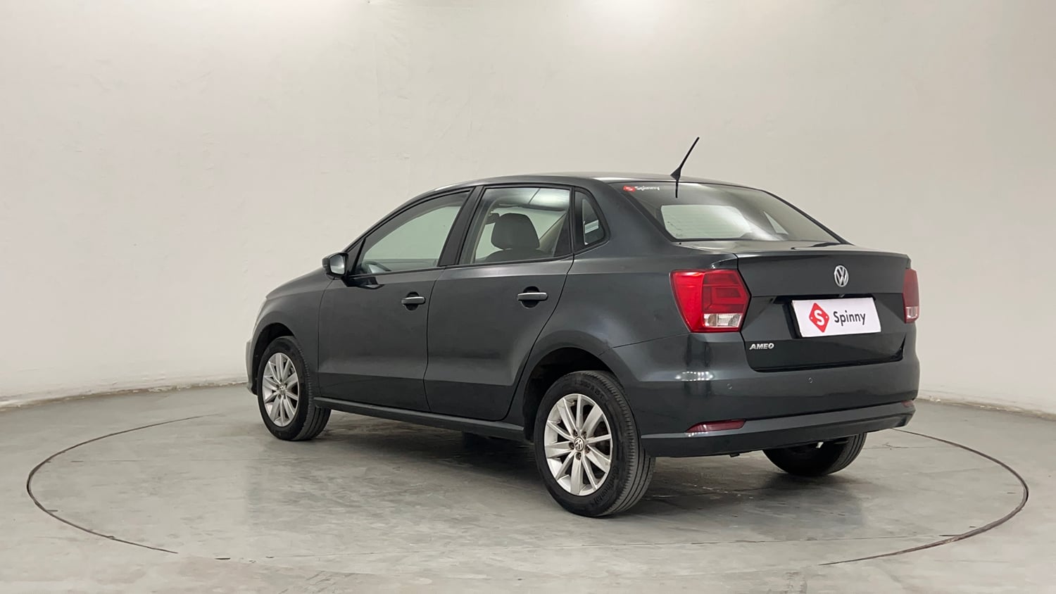 Used 2016 Volkswagen Ameo Highline1.2L (P) Petrol Manual exterior LEFT REAR CORNER VIEW