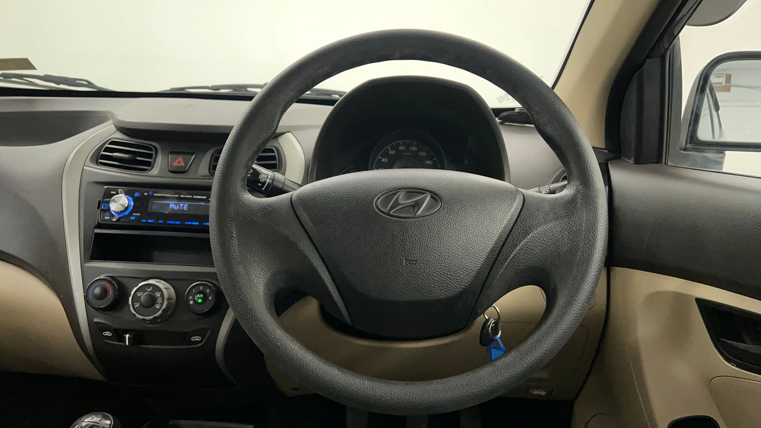 Used 2019 Hyundai Eon Era + Petrol Manual interior STEERING VIEW
