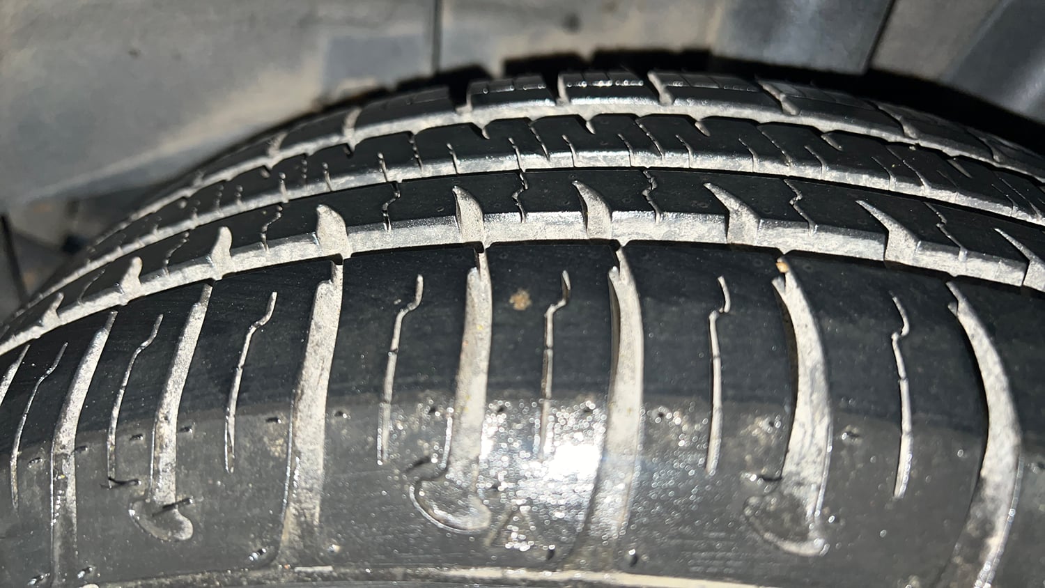 Used 2020 Hyundai Grand i10 Sportz 1.2 Kappa VTVT Petrol Manual tyres LEFT REAR TYRE TREAD VIEW