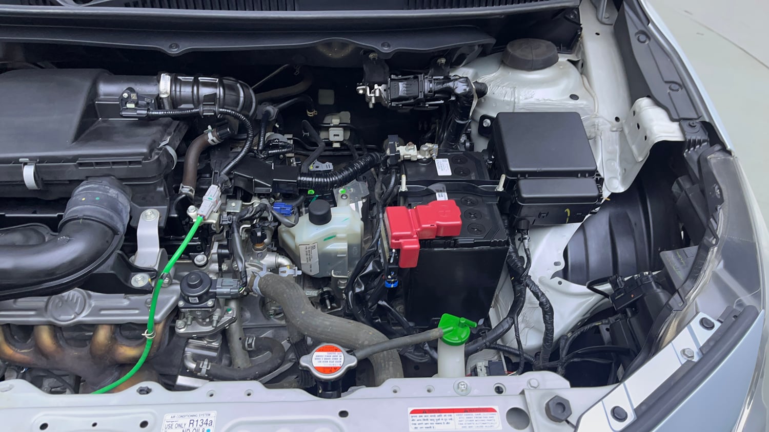 Used 2024 Toyota Glanza S AMT Petrol Automatic engine ENGINE LEFT SIDE VIEW