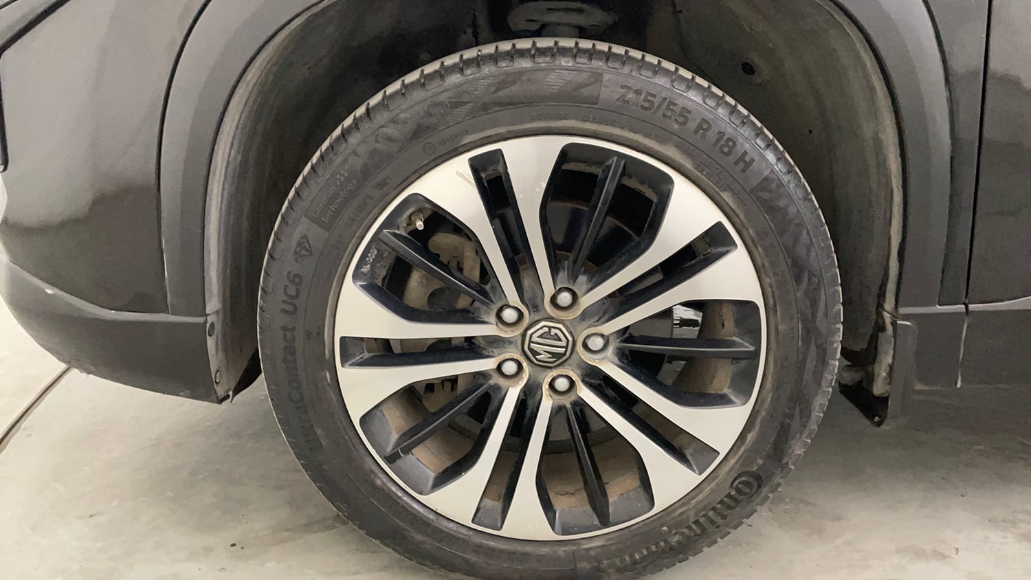Used 2021 MG Motors Hector Sharp 1.5 Petrol CVT Petrol Automatic tyres LEFT FRONT TYRE RIM VIEW