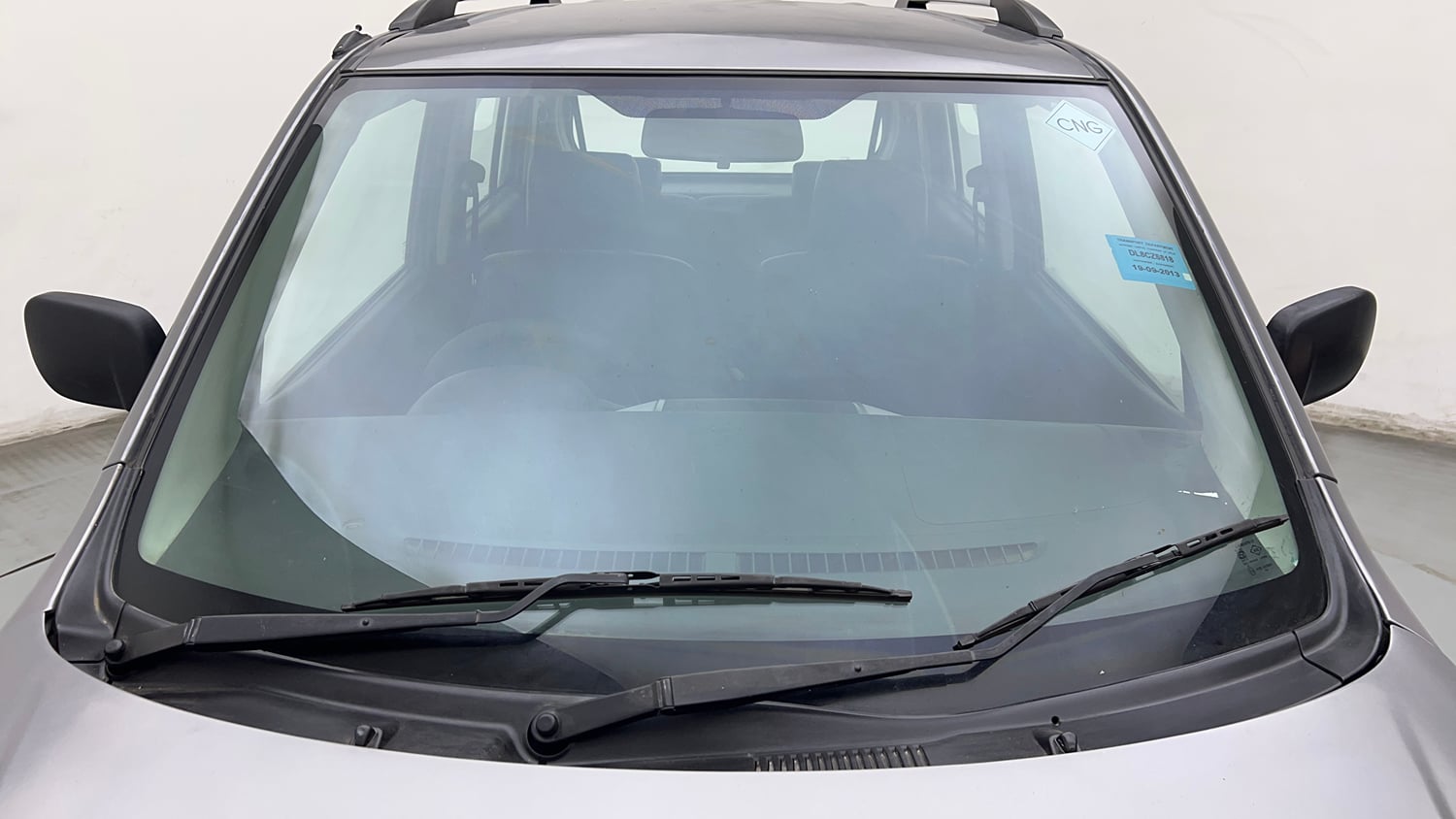 Used 2013 Maruti Suzuki Wagon R LXI CNG Cng Manual exterior FRONT WINDSHIELD VIEW