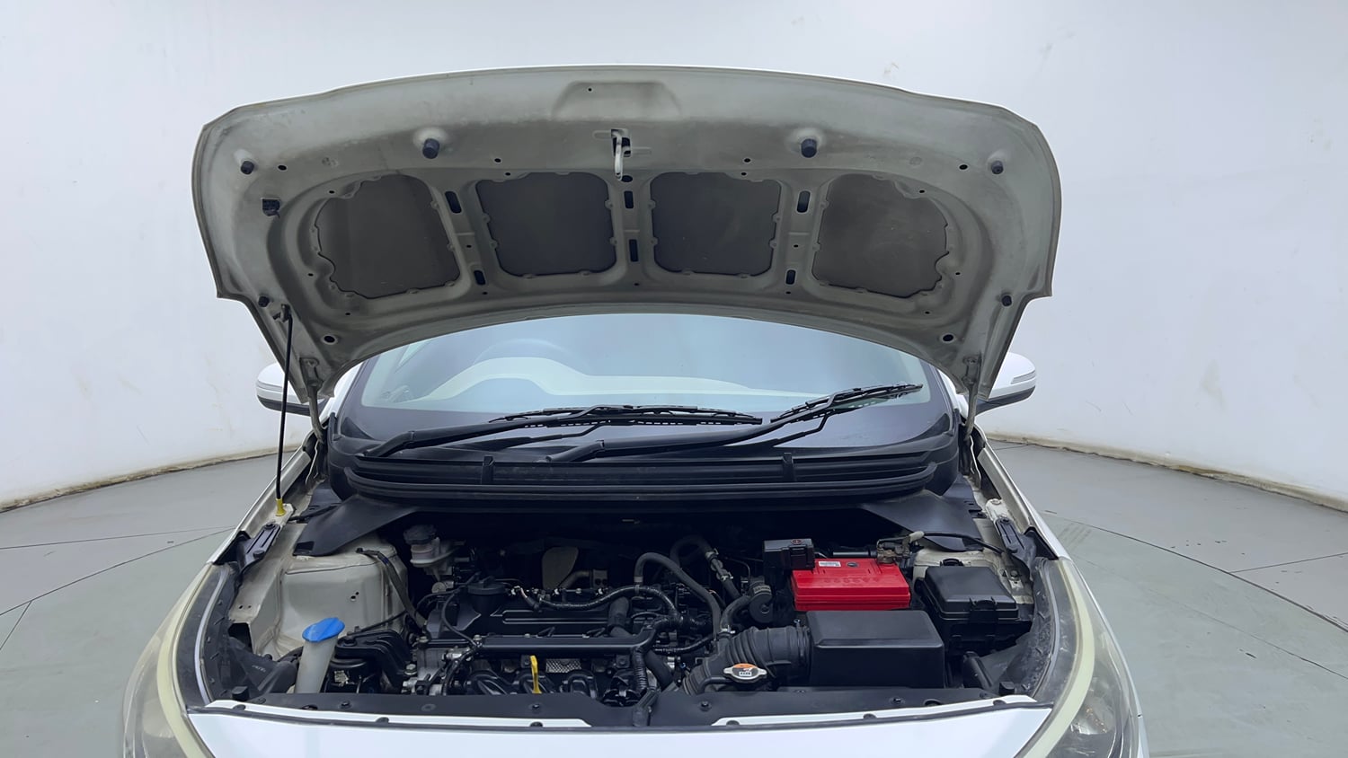 Used 2018 Hyundai Elite i20 Asta 1.2 AT Petrol Automatic engine ENGINE & BONNET OPEN FRONT VIEW