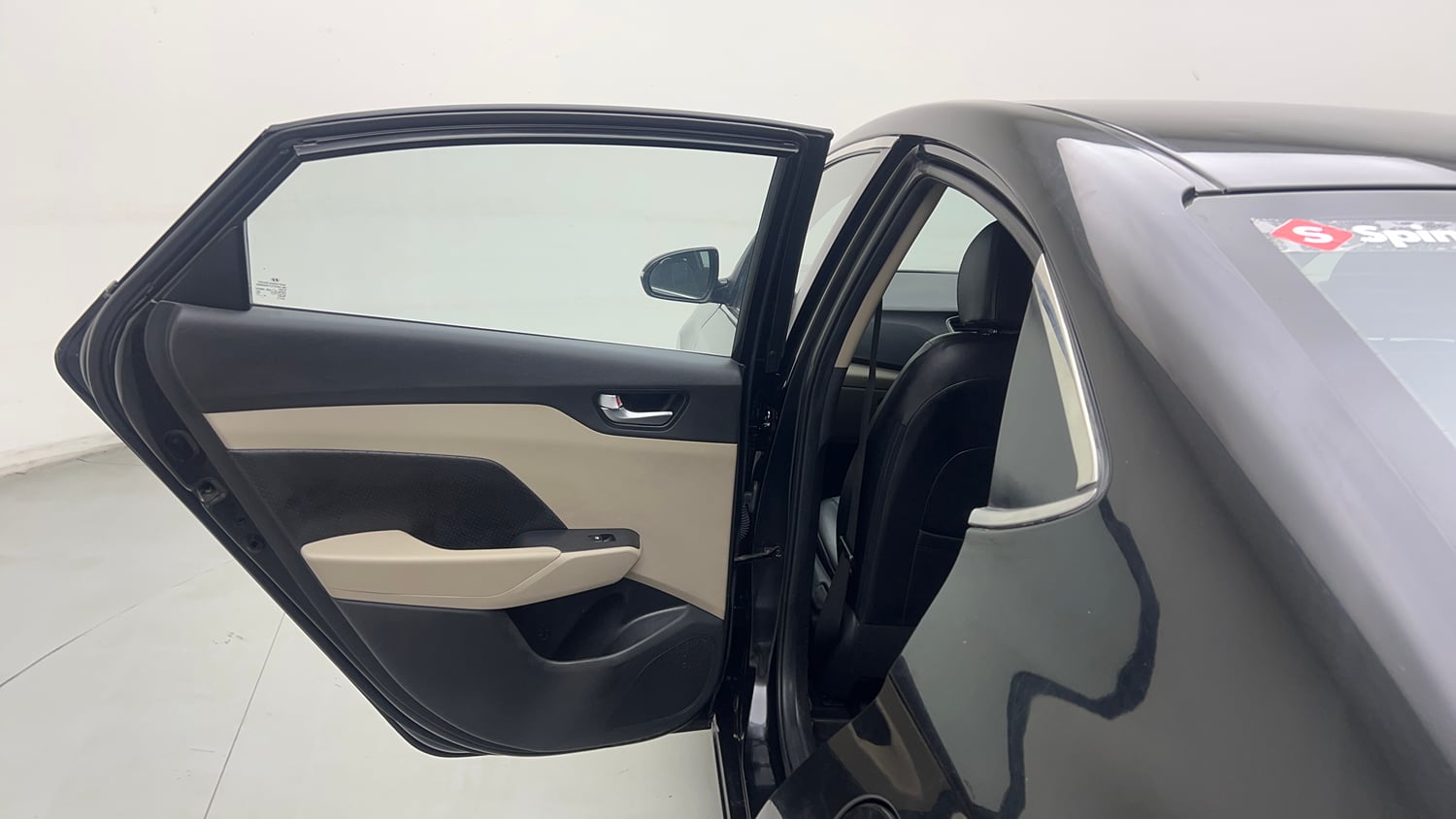 Used 2018 Hyundai Verna EX 1.6 VTVT AT Petrol Automatic interior LEFT REAR DOOR OPEN VIEW