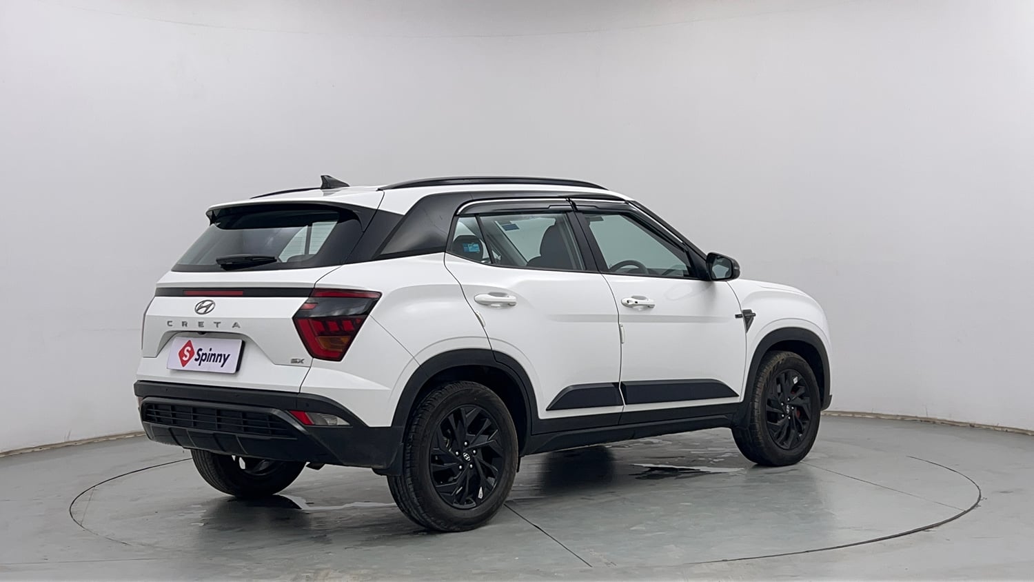 Used 2024 Hyundai Creta SX 1.5 Petrol Adventure Edition Petrol Manual exterior RIGHT REAR CORNER VIEW