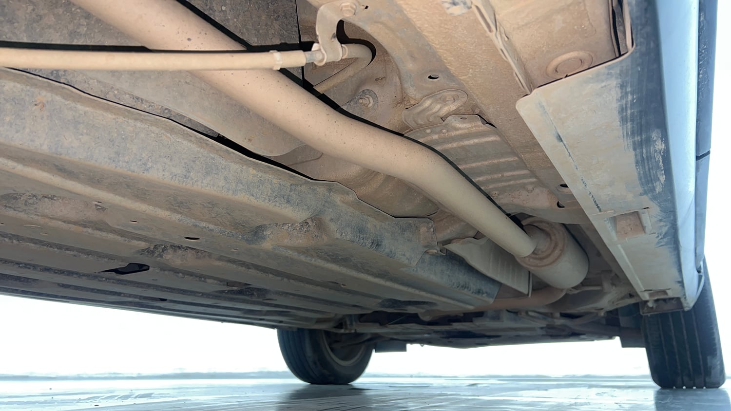 Used 2024 Honda Elevate VX CVT Petrol Automatic extra REAR RIGHT UNDERBODY VIEW