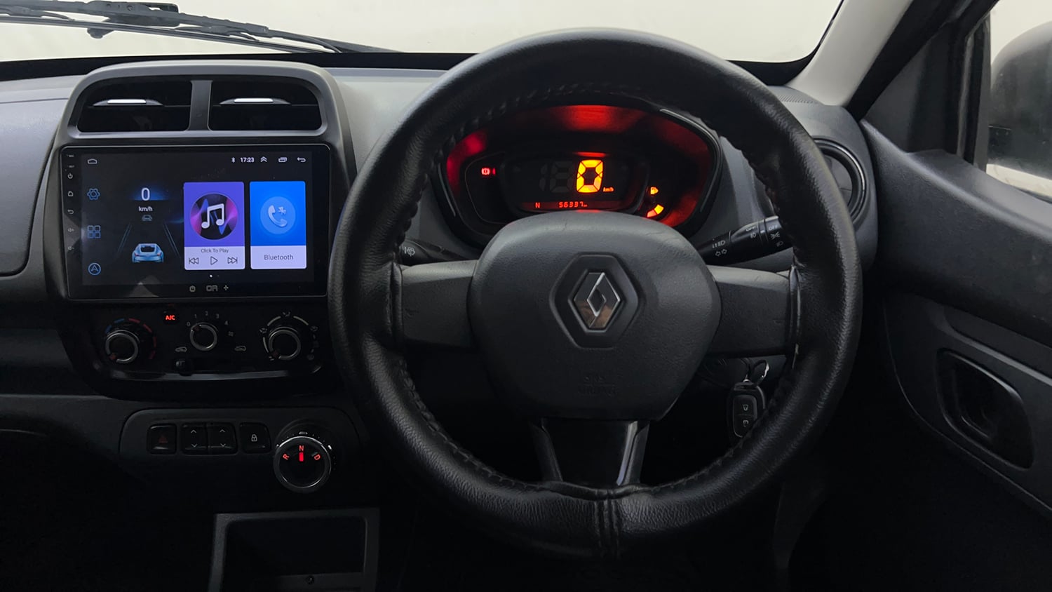 Used 2017 Renault Kwid 1.0 RXT AMT Petrol Automatic interior STEERING VIEW
