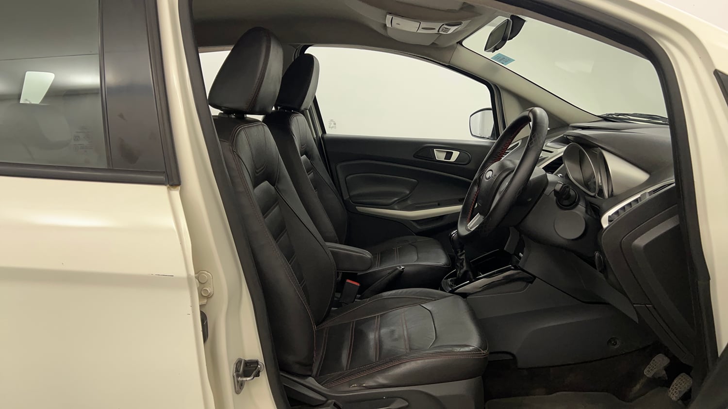 Used 2014 Ford EcoSport Titanium 1.5 TDCi (Opt) Diesel Manual interior RIGHT SIDE FRONT DOOR CABIN VIEW