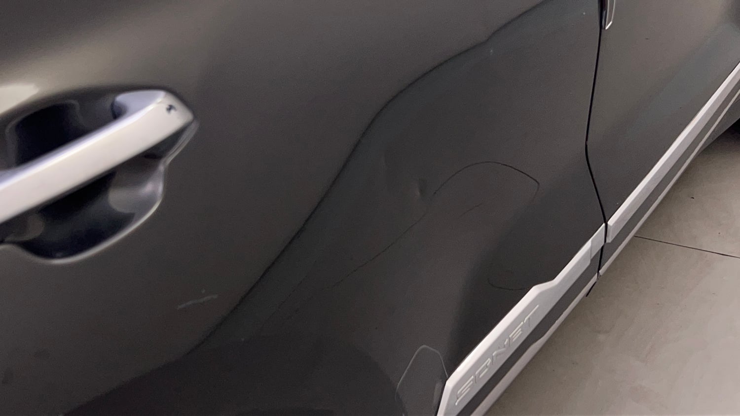 Used 2022 Kia Sonet HTX 1.5 AT Diesel Automatic dents MINOR SCRATCH