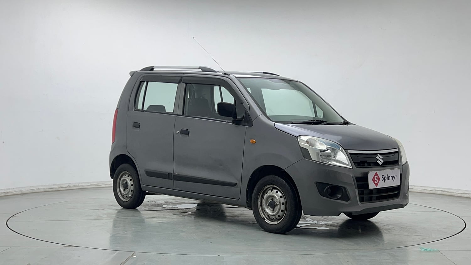 Used 2014 Maruti Suzuki Wagon R LXI Petrol Manual exterior RIGHT FRONT CORNER VIEW