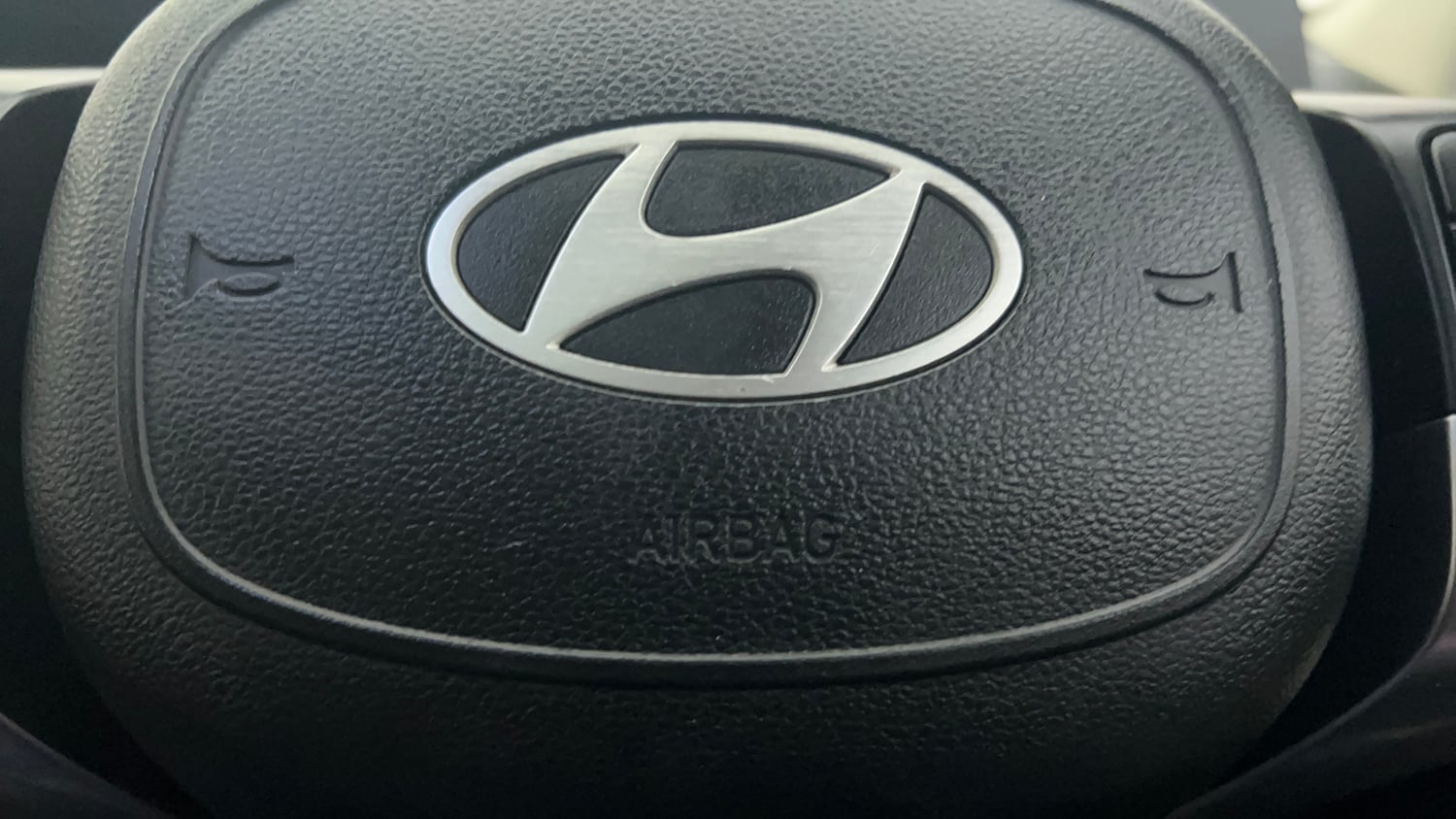 Used 2024 Hyundai Verna SX 1.5 Petrol MT Petrol Manual top_features Airbags