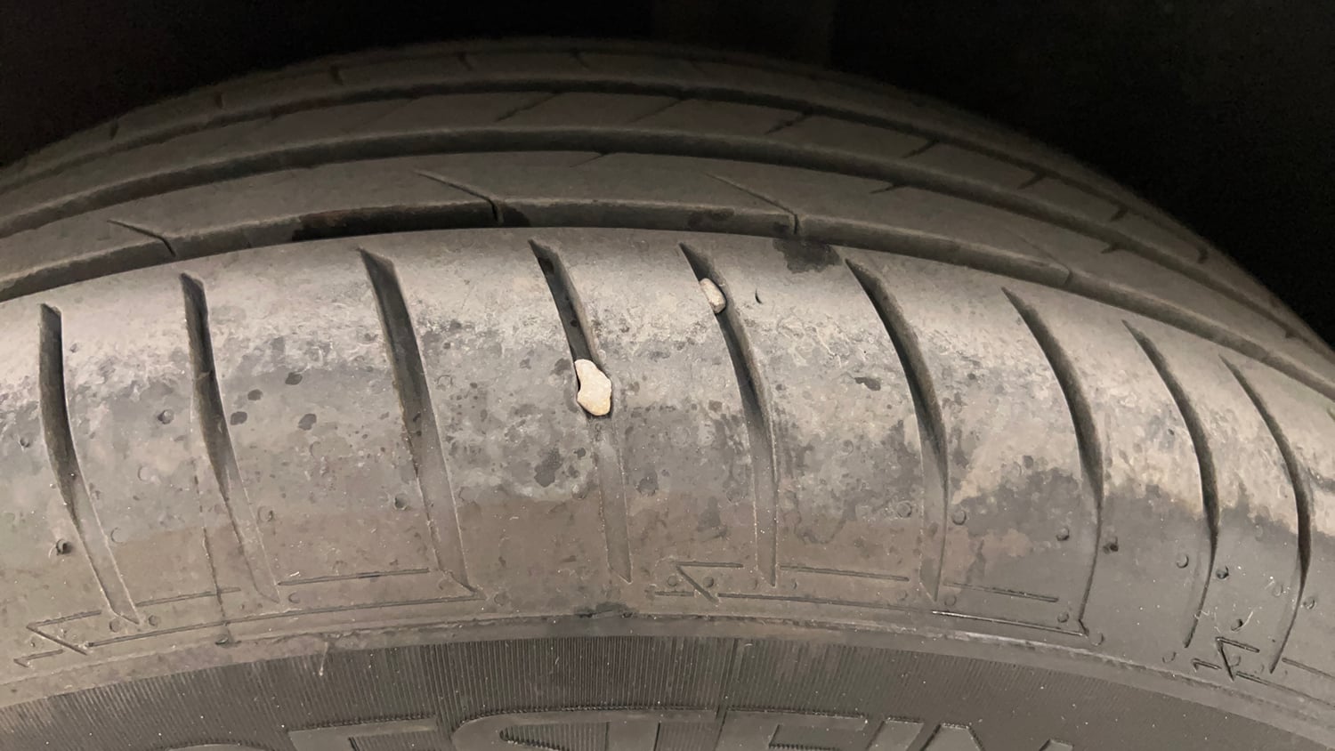 Used 2014 Ford EcoSport Titanium 1.5 TDCi (Opt) Diesel Manual tyres LEFT REAR TYRE TREAD VIEW