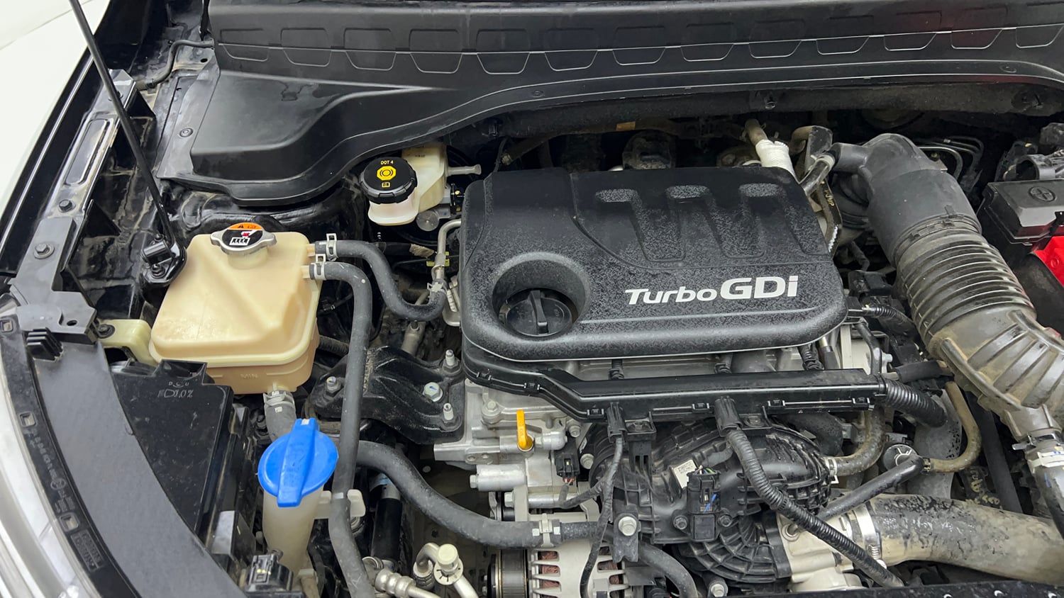 Used 2021 Kia Sonet HTX 1.0 iMT Petrol Manual engine ENGINE RIGHT SIDE VIEW