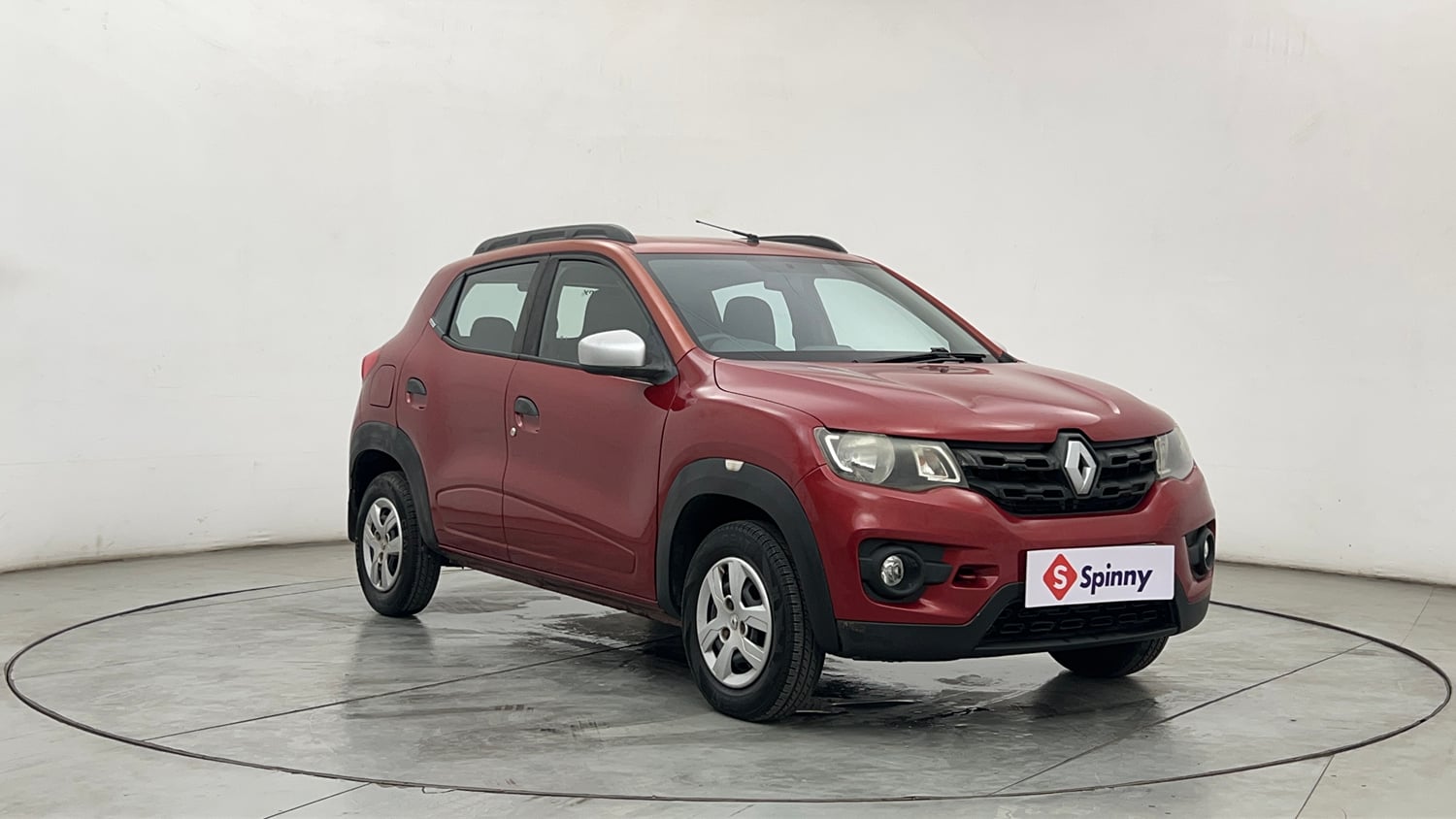 Used 2017 Renault Kwid 1.0 RXT Petrol Manual exterior RIGHT FRONT CORNER VIEW