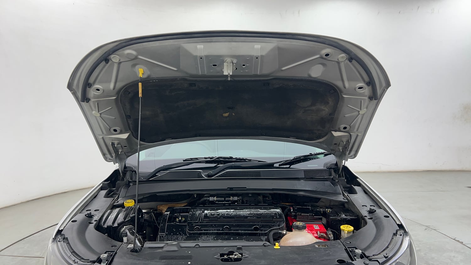 Used 2020 Jeep Compass Sport Plus 1.4 Petrol Petrol Manual engine ENGINE & BONNET OPEN FRONT VIEW