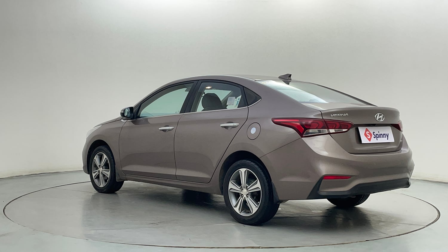 Used 2019 Hyundai Verna SX (O)1.6 VTVT Petrol Manual exterior LEFT REAR CORNER VIEW