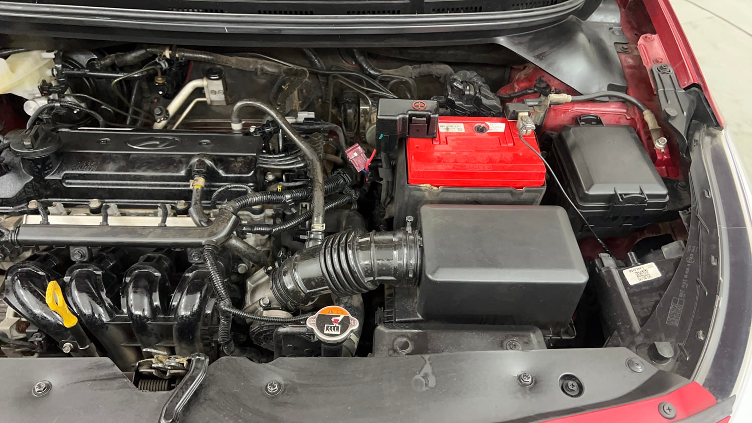Used 2015 Hyundai Elite i20 Asta 1.2 Petrol Manual engine ENGINE LEFT SIDE VIEW