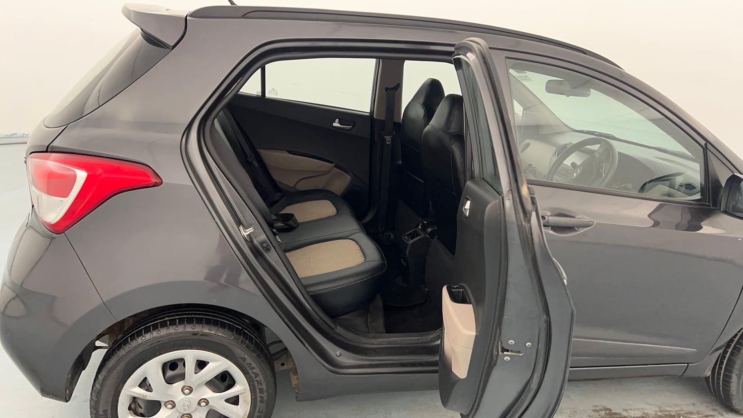 Used 2020 Hyundai Grand i10 Sportz 1.2 Kappa VTVT Petrol Manual interior RIGHT SIDE REAR DOOR CABIN VIEW