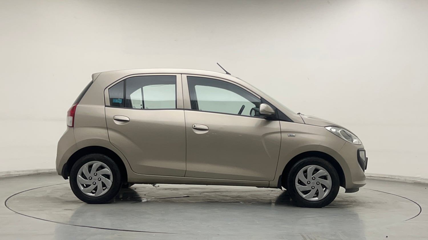 Used 2019 Hyundai Santro Sportz AMT Petrol Automatic exterior RIGHT SIDE VIEW