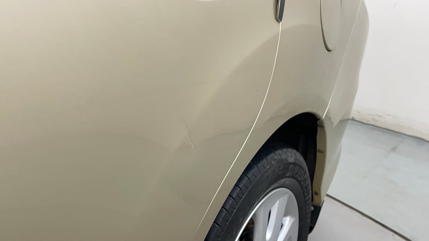 Used 2014 Honda Mobilio V Petrol Petrol Manual dents MINOR DENT