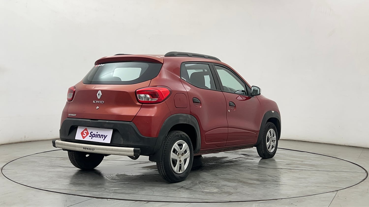 Used 2017 Renault Kwid 1.0 RXT Petrol Manual exterior RIGHT REAR CORNER VIEW