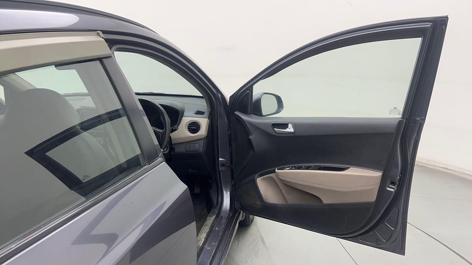 Used 2017 Hyundai Grand i10 Sportz 1.2 Kappa VTVT Petrol Manual interior RIGHT FRONT DOOR OPEN VIEW