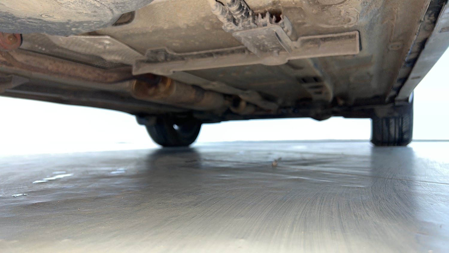 Used 2021 Skoda Kushaq Style 1.0L TSI AT Petrol Automatic extra REAR RIGHT UNDERBODY VIEW